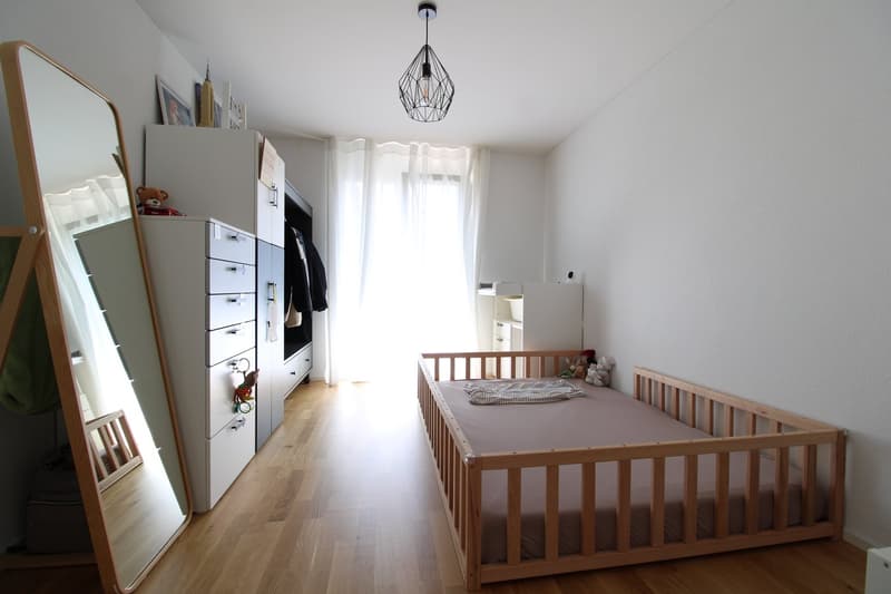 Charmante und helle 3.5 Zimmer-Wohnung (Erdegschoss) (7)