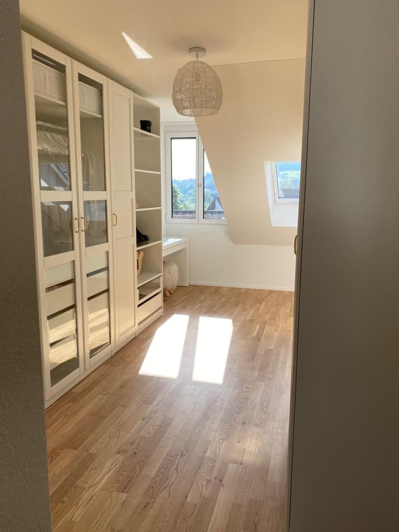 Stilvoll wohnen in moderner 4.5-Zimmerwohnung (6)