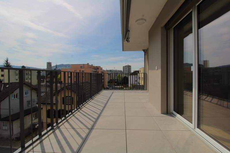 Moderne 3.5-Zimmer-Wohnung mit grosszügigem Balkon in Niederuzwil (9)