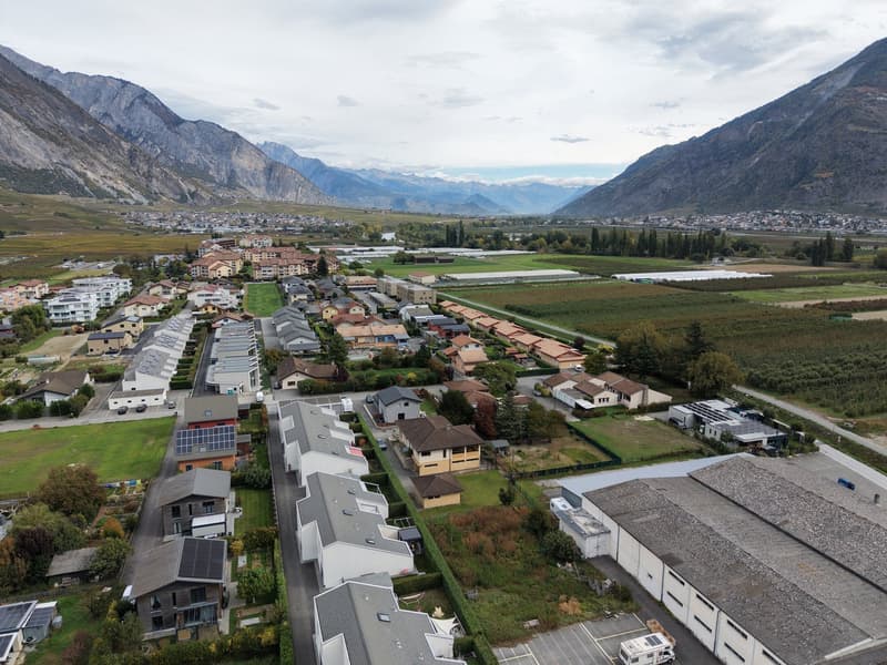 Villa à Saillon – beaux volumes et potentiel de modernisation (9)