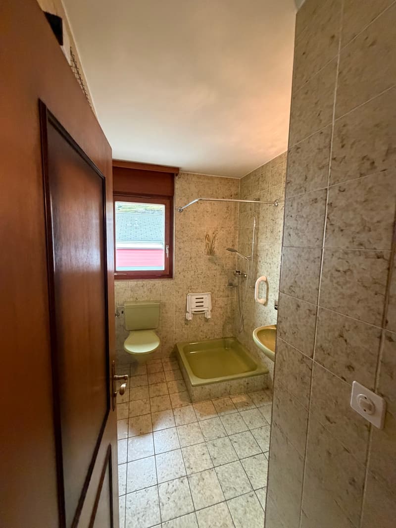 Villa à Saillon – beaux volumes et potentiel de modernisation (29)