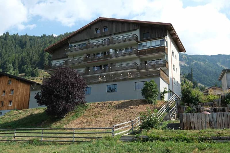 Die grosse und gemütliche 3.5 Zimmerwohnung in Sedrun (1)