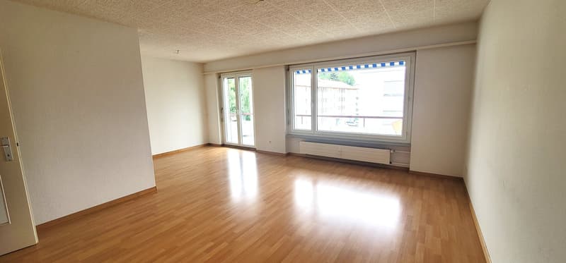 Generöses Wohnen - top modern mit Balkon im Grünen! (3)