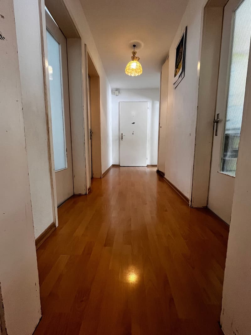 Sonnendurchflutet wohnen mit Balkon im Grünen! (4)
