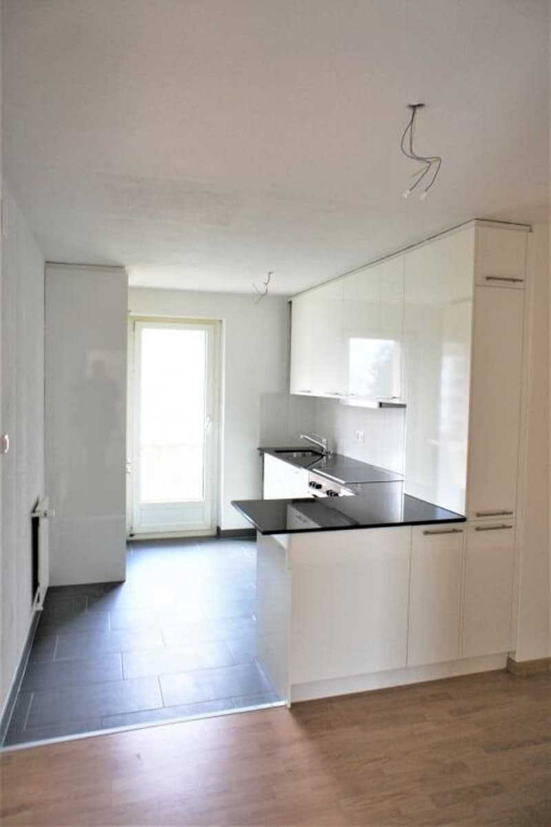 Top-modern und gemütlicher Balkon mit Bergsicht! (3)