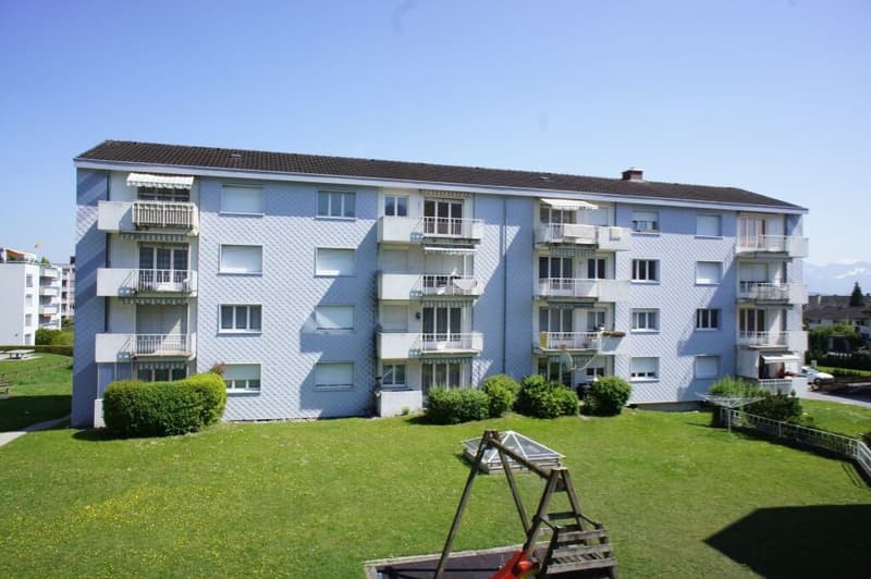Grösszügiger Grundriss, modern und mit sonnigem Balkon! (1)