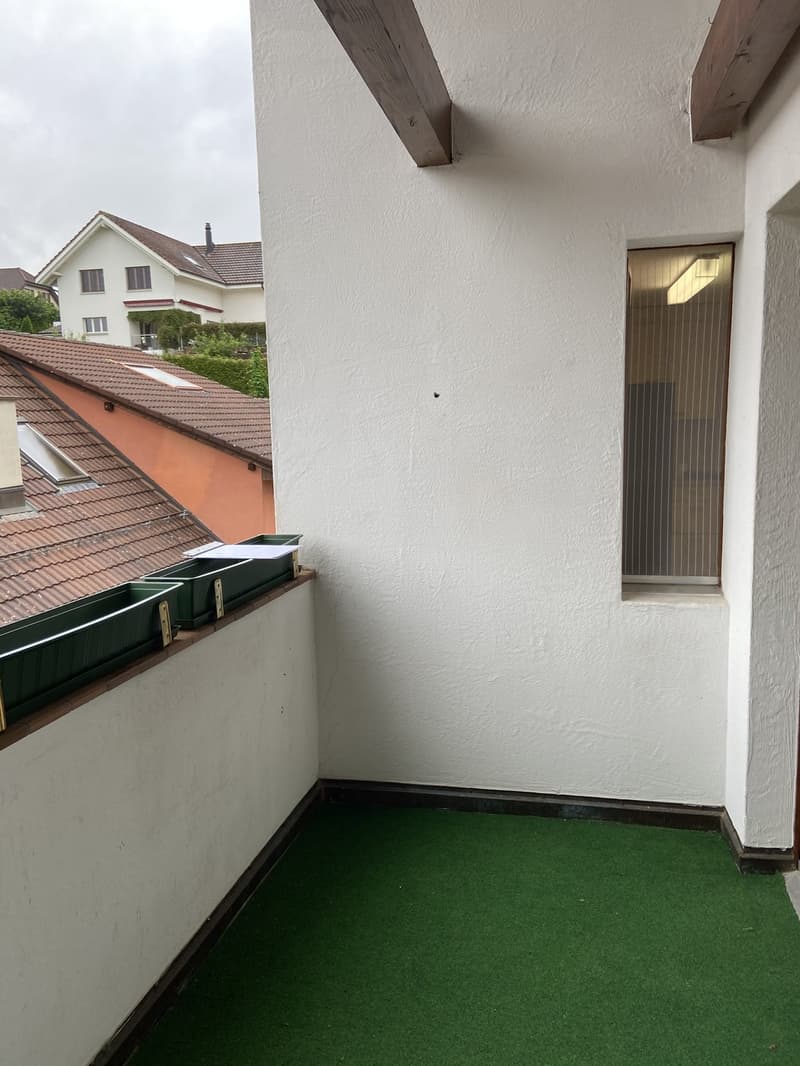 Stilvolle Dachwohnung mit Balkon und grosser Galerie! (8)