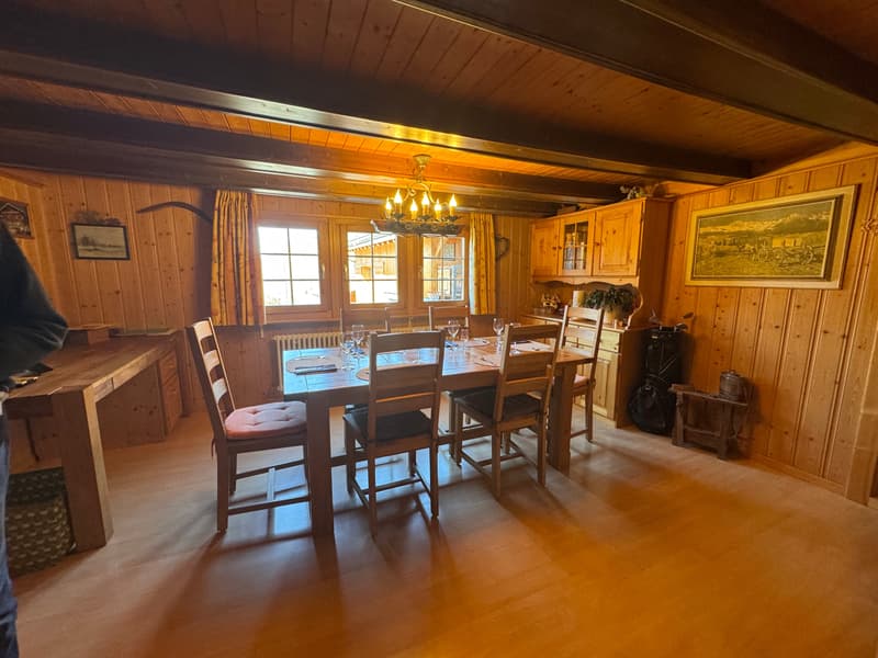 Viager occupé - Chalet alpin authentique – Entièrement rénové –   Panex (5)