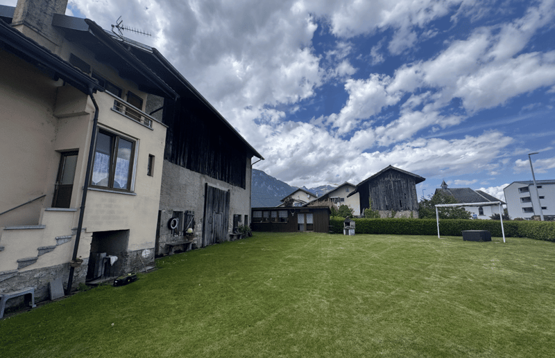 Opportunité promoteur – Ferme habitable + grange à développer – Collombey (4)