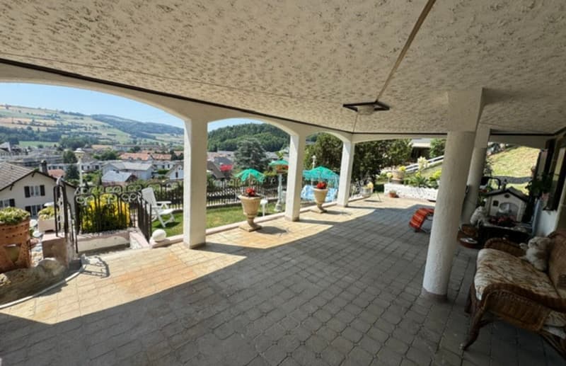 Maison individuelle de 8 pièces et 5 garages (vente à terme à 5 ans) (7)