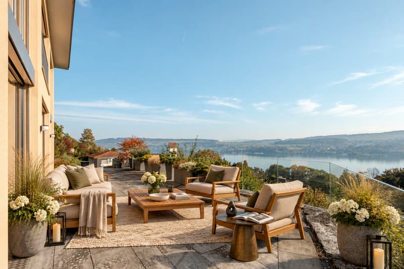 Terrasse mit Seeblick