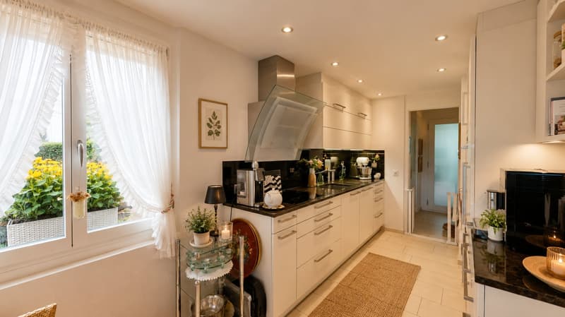 Charmantes 5.5-Zimmer-Doppeleinfamilienhaus (4)