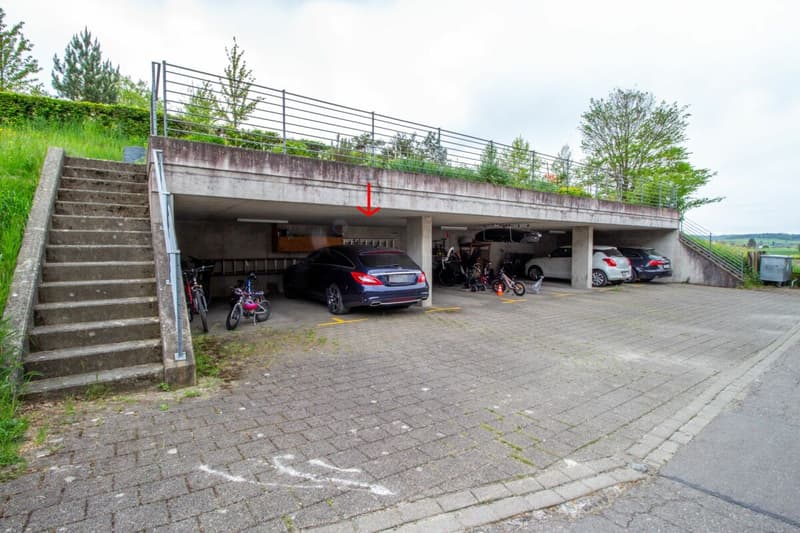5.5-Zimmer-Doppeleinfamilienhaushälfte mit ausgebautem Dachstock und Aussicht (26)