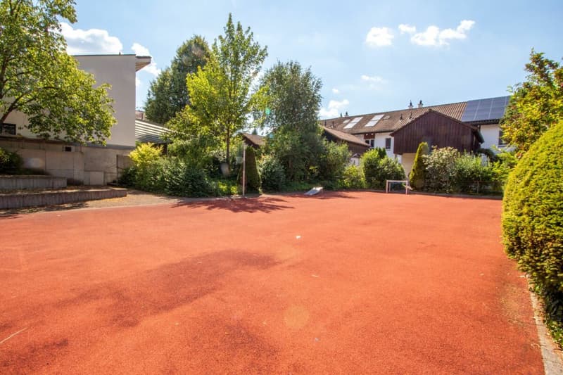 Saniertes und familienfreundliches 5.5 Zimmer Reihen Einfamilienhaus (21)