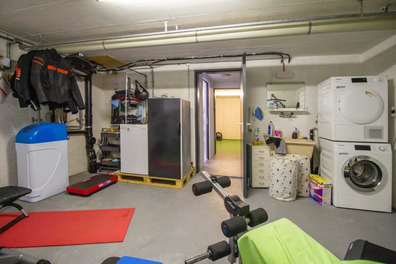 Saniertes und familienfreundliches 5.5 Zimmer Reihen Einfamilienhaus (18)