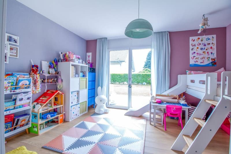 Moderne und helle 3.5-Zimmer- Gartenwohnung im steuergünstigen Winkel (12)