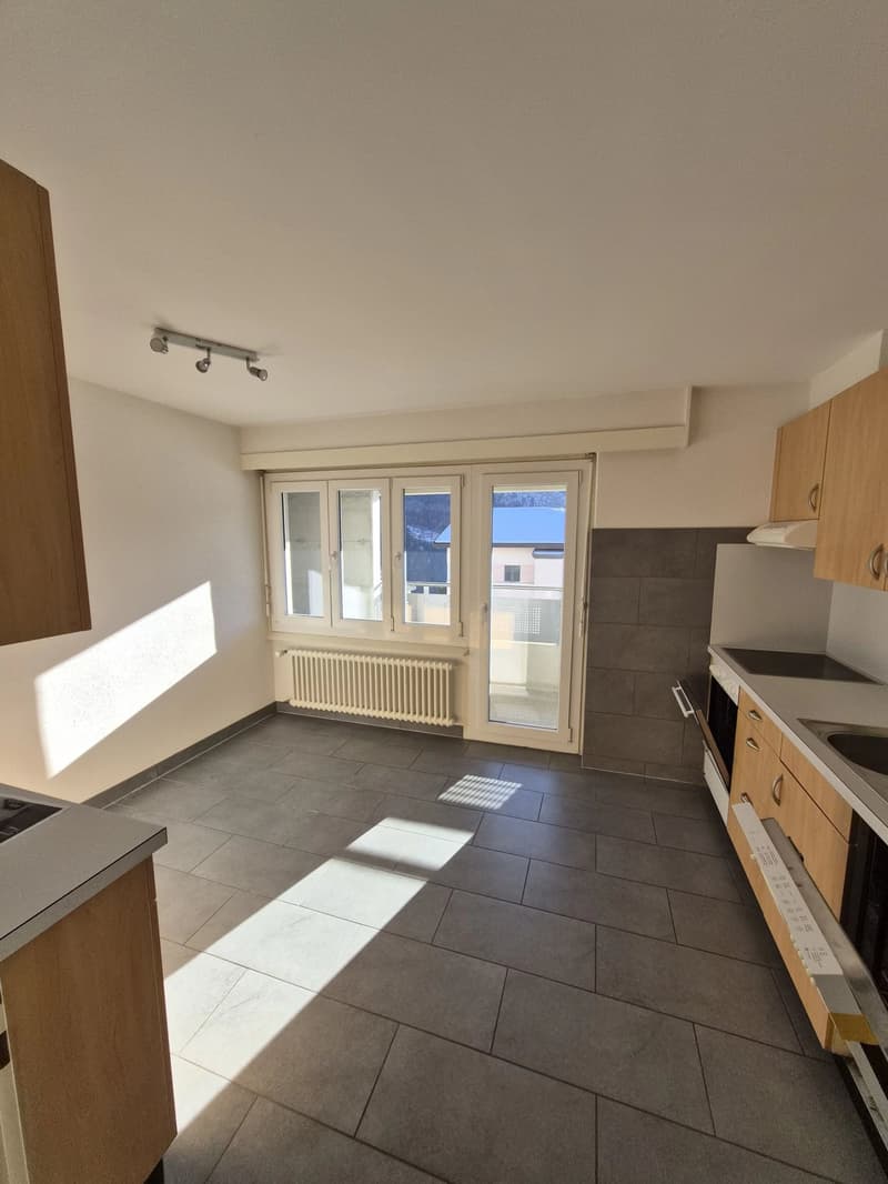 Baisse de PRIX!! 4.5 Lumineux avec balcon et vue panoramique à Ayent (9)