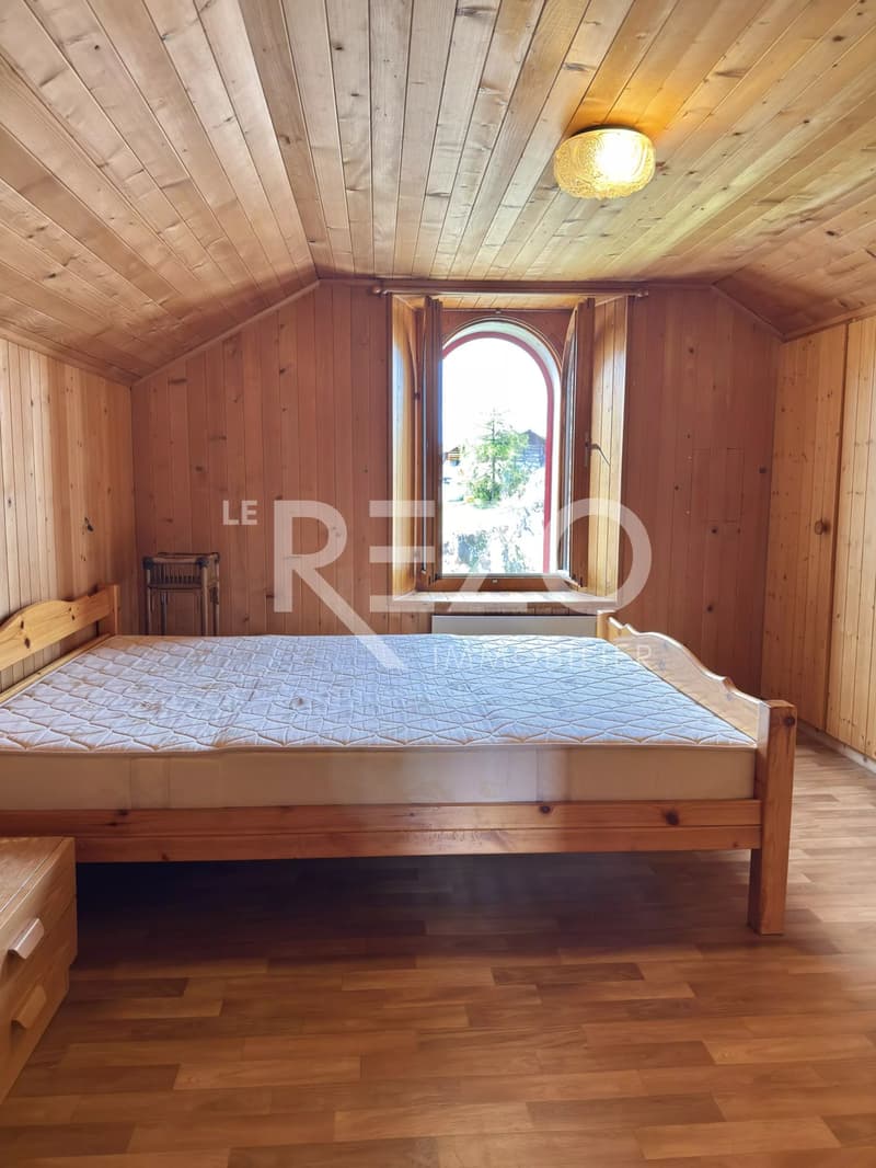Attique 4.5 pièces avec garage et jardin, idéalement situé au coeur de Nax, Mont Noble. (12)