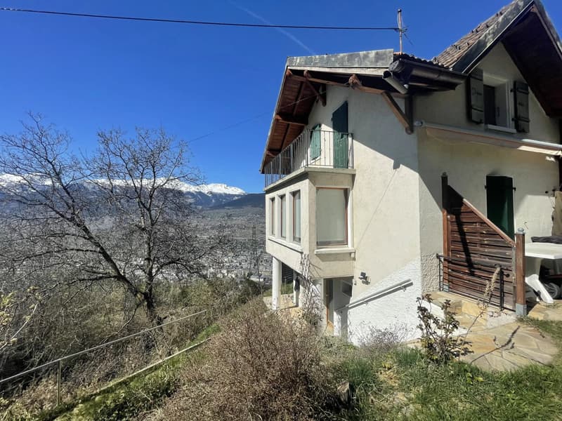 Haus und wunderschöne Grundstücke (12)