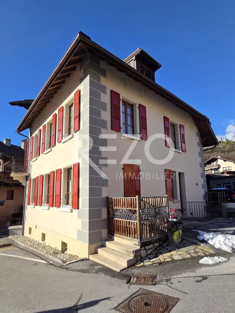 Maison de 2 appartements de standing - Entièrement rénovée - Sierre (9)