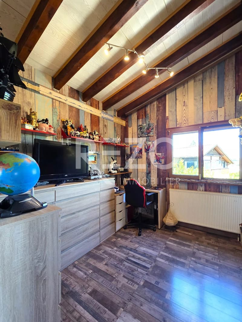 Superbe chalet de 5 pièces, tranquillité absolue et vue panoramique sur le lac (11)