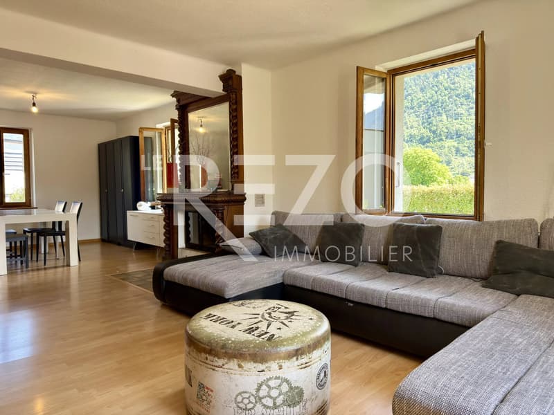 Spacieuse maison familale avec jardin arboré - 3977 Granges, Sierre. (2)