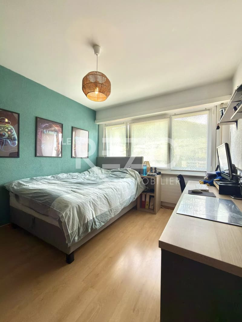 Appartement 4,5 pièces lumineux avec grand balcon exposé plein sud - Grône. (10)