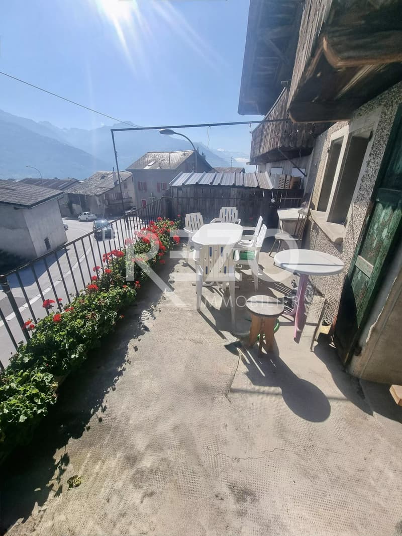 Maison mitoyenne avec terrasse et sous-sol total. Savièse, VS (3)