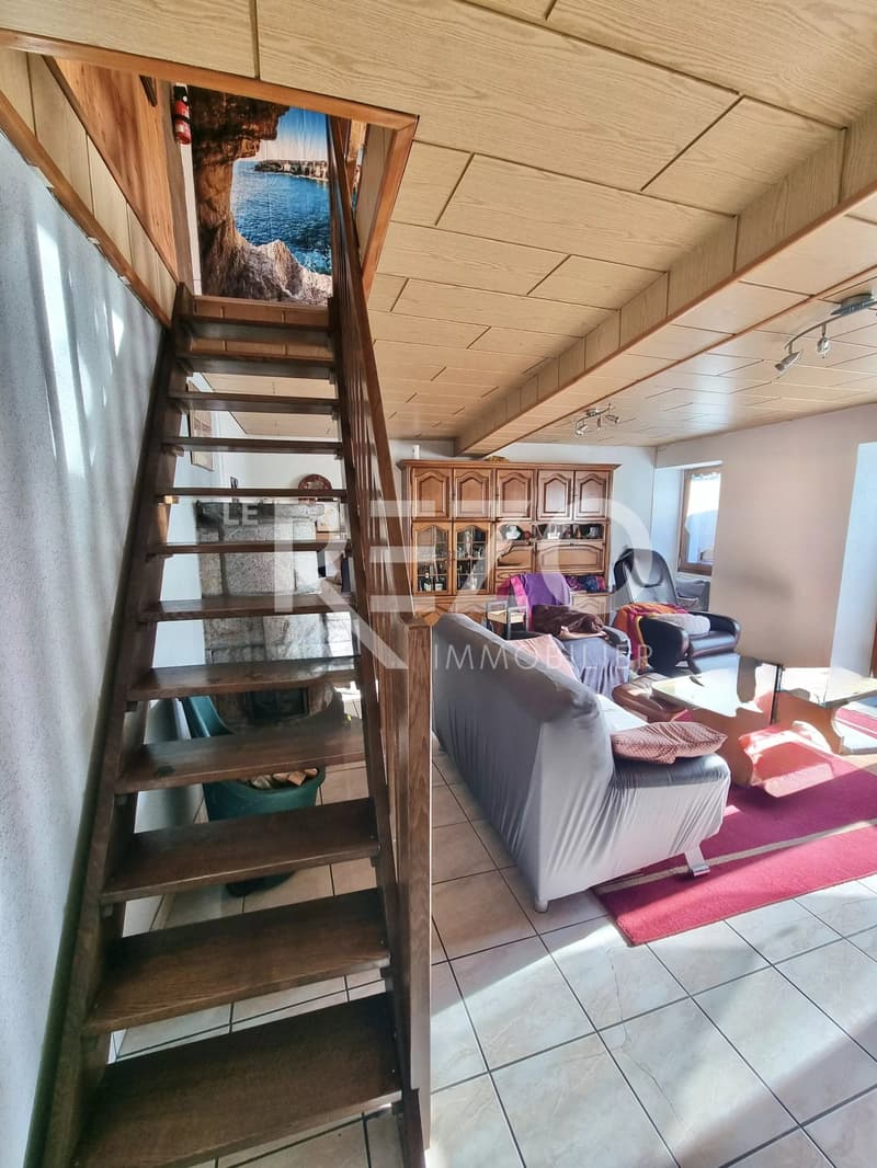 Maison mitoyenne avec terrasse et sous-sol total. Savièse, VS (8)