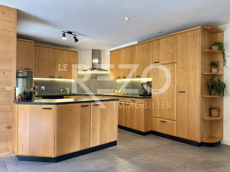 Appartement de 4,5 pièces avec grand balcon et vue panoramique. Troistorrents, VS (4)