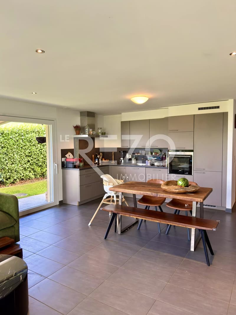 Superbe appartement de 3,5 pièces avec grande terrasse, jardin et vue panoramique. SAVIÈSE, VS (8)