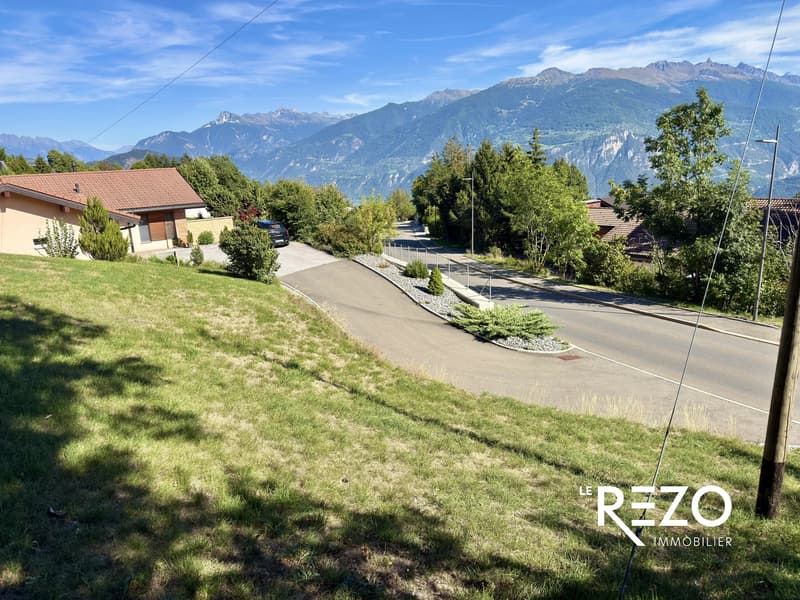 Terrain constructible avec superbe vue panoramique. Savièse, VS. (4)