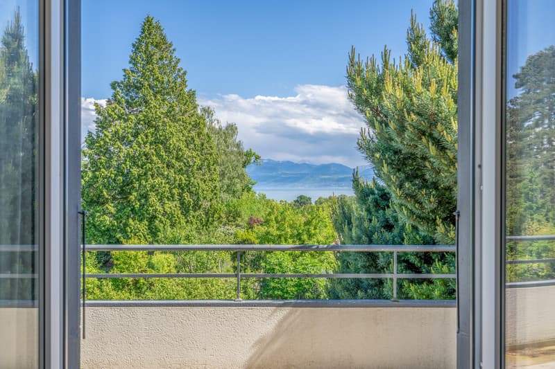 Spacieuse villa avec piscine (4)