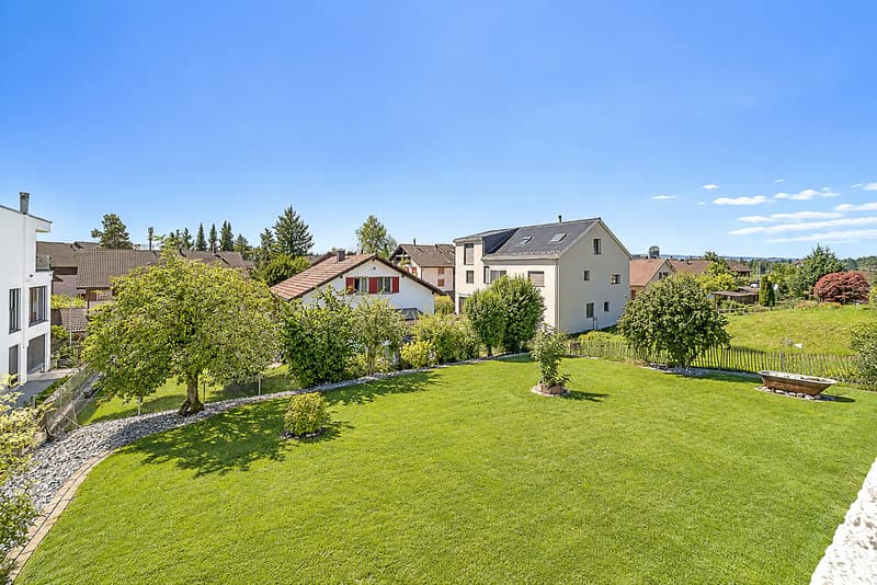 Familienhaus mit Sonnenterrasse und Garten (11)