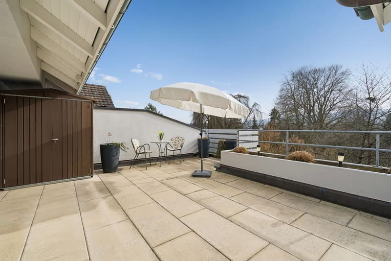 5.5-Zimmerwohnung mit grosser Terrasse in Dottikon (2)