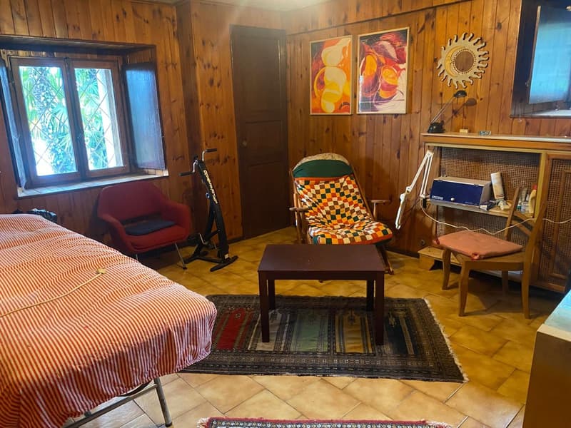 Casa Signorile Ticinese anni '60 da ristrutturare (11)