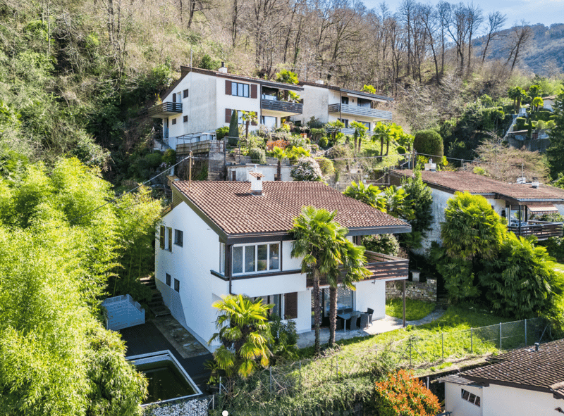 Elegante casa con vista panoramica (1)