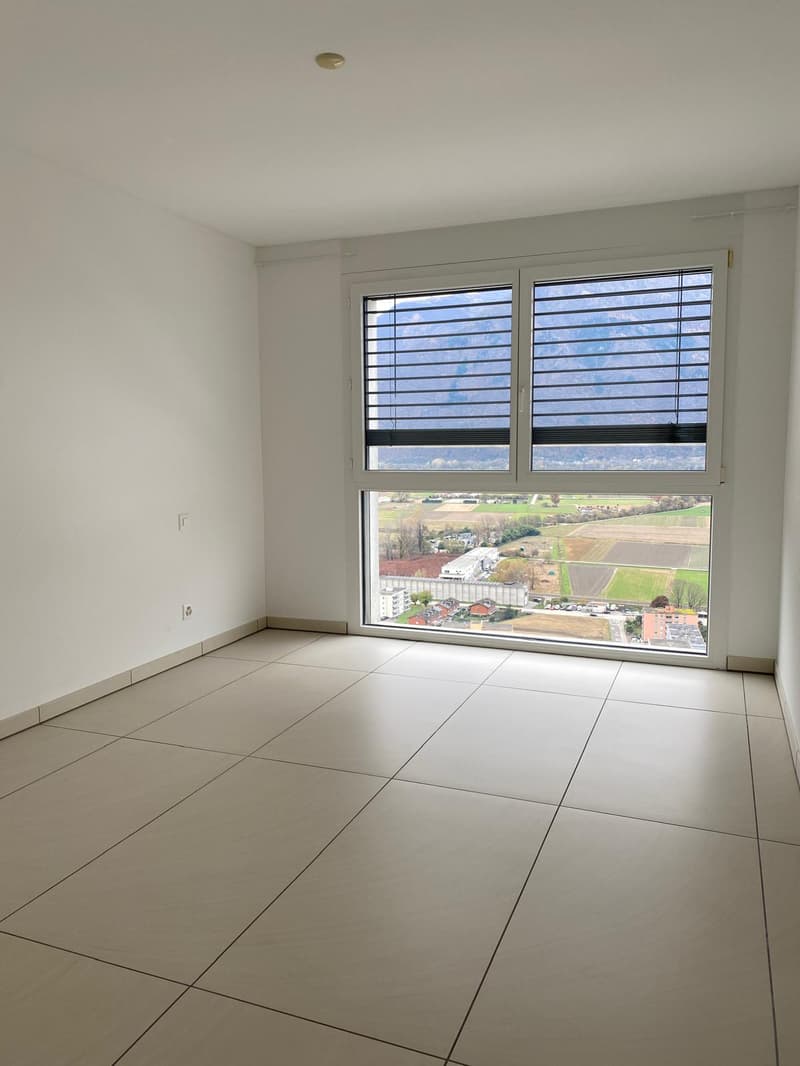 Splendido appartamento di 4.5 locali a Gordola con vista panoramica (7)