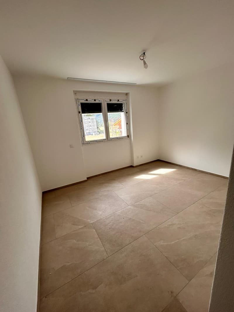 Casa Bifamiliare di 4.5 Locali a Cresciano (6)