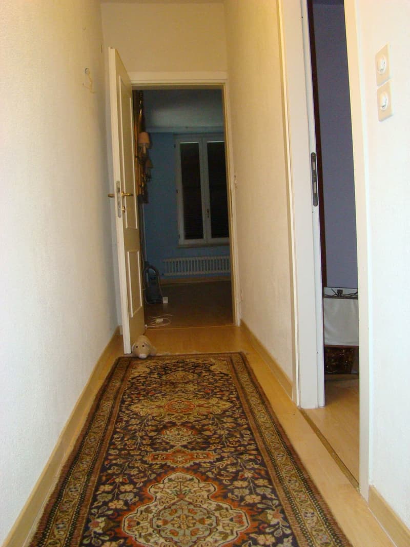 Spacious 5.5-Room House with Lake Views in Figino (6)