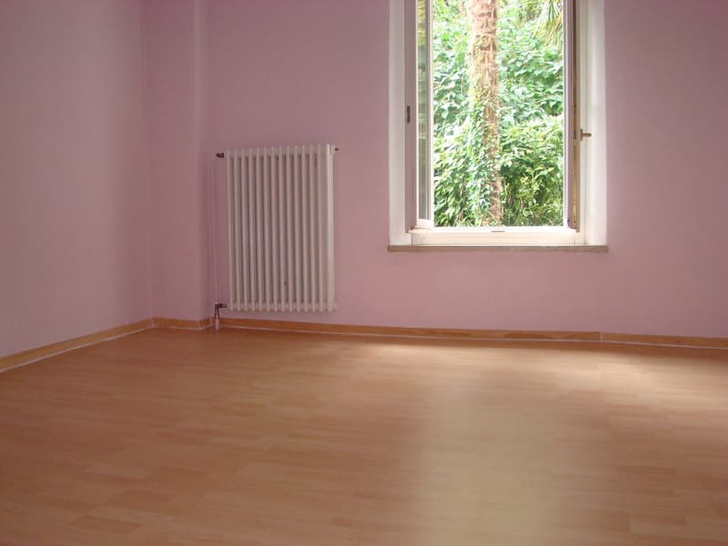 Spacious 5.5-Room House with Lake Views in Figino (7)