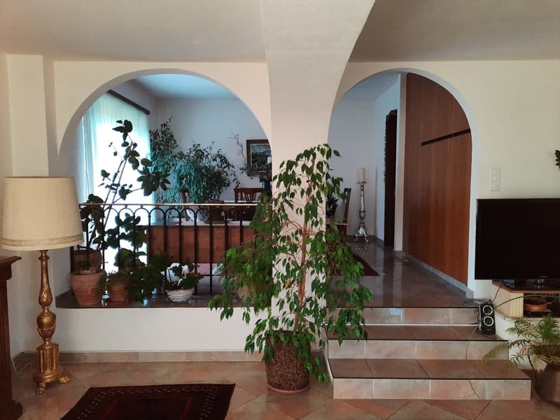 Splendida Villa di 9 Locali a Manno, Ticino (12)