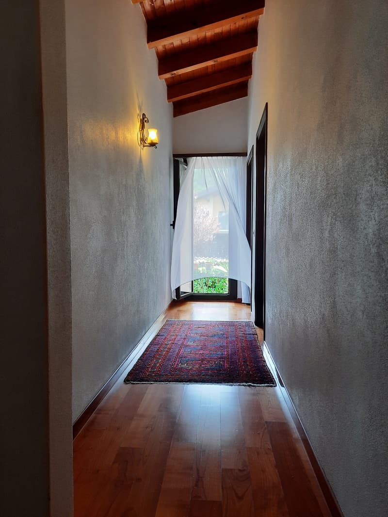 Splendida Villa di 9 Locali a Manno, Ticino (22)