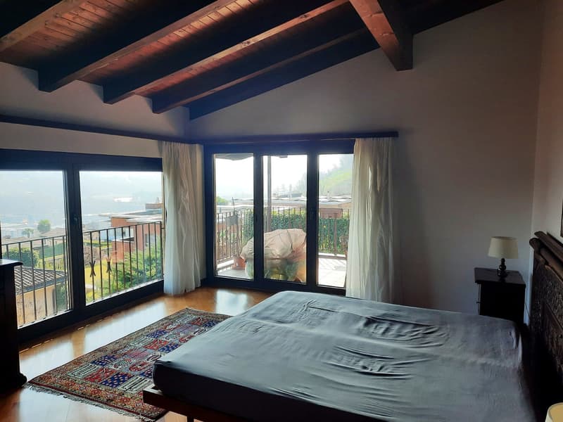Splendida Villa di 9 Locali a Manno, Ticino (20)