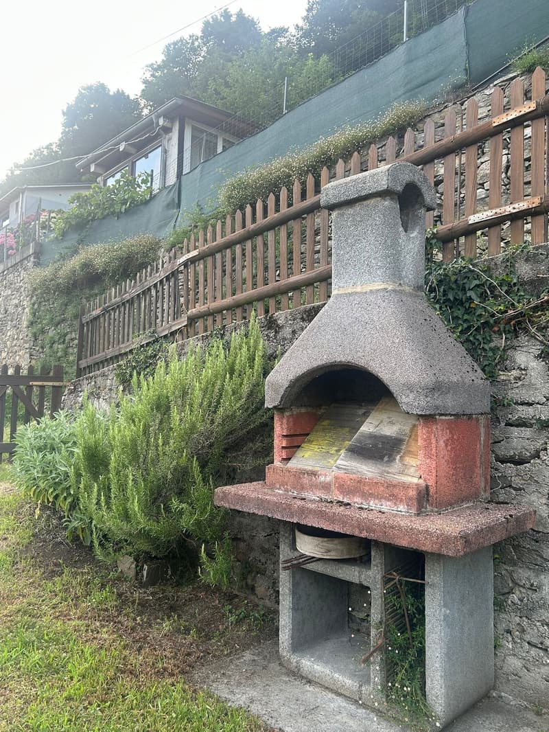Casa indipendente nel nucleo di Medeglia (33)