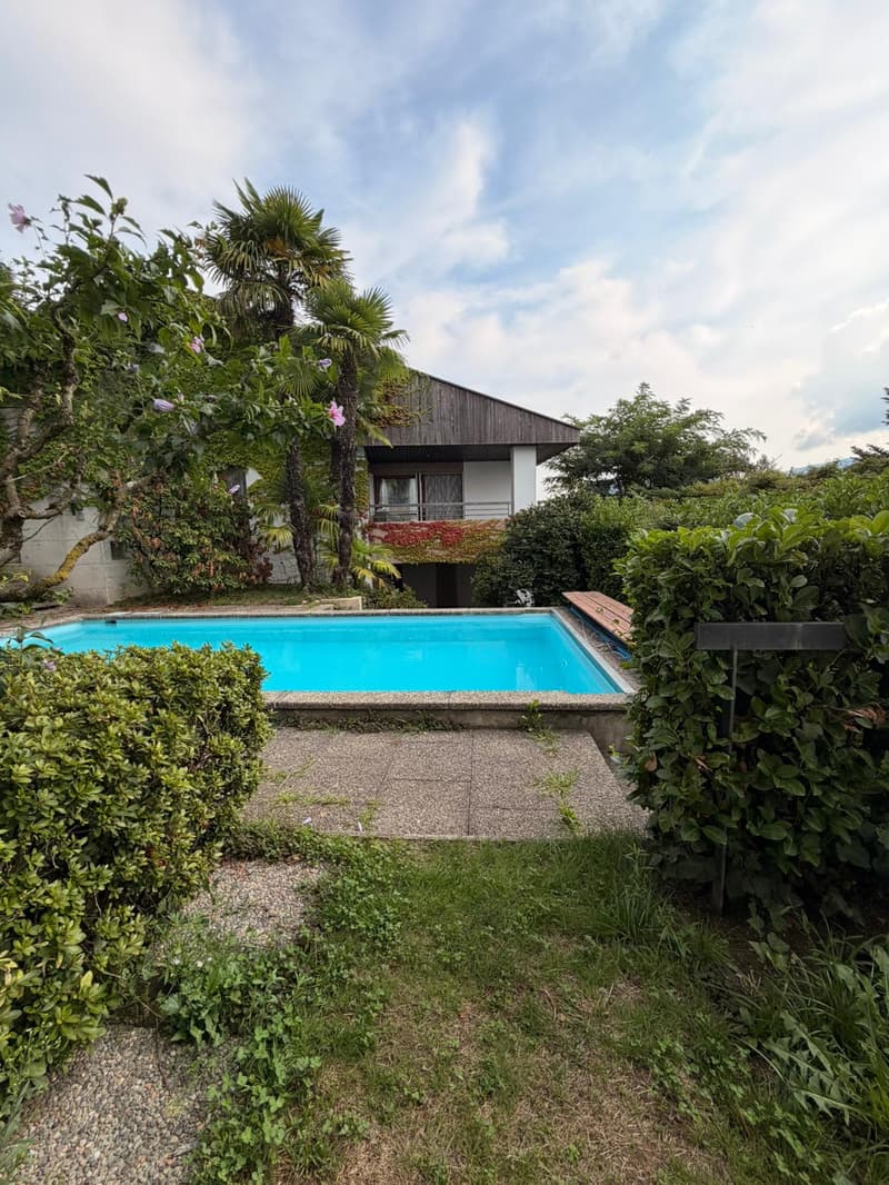 Appartamento con piscina ad Agra (15)