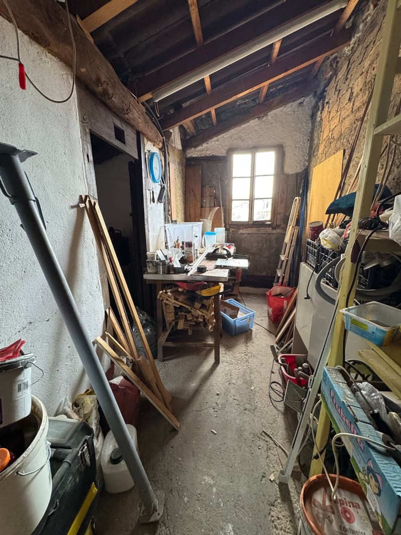 Casa di nucleo con 2 appartamenti e 18 locali a Vernate (9)