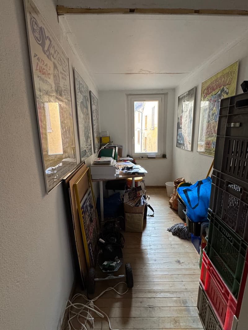 Casa di nucleo con 2 appartamenti e 18 locali a Vernate (17)