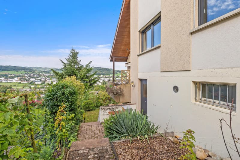 5-Zimmer-Einfamilienhaus mit Weitsicht und Garten in Füllinsdorf (4)