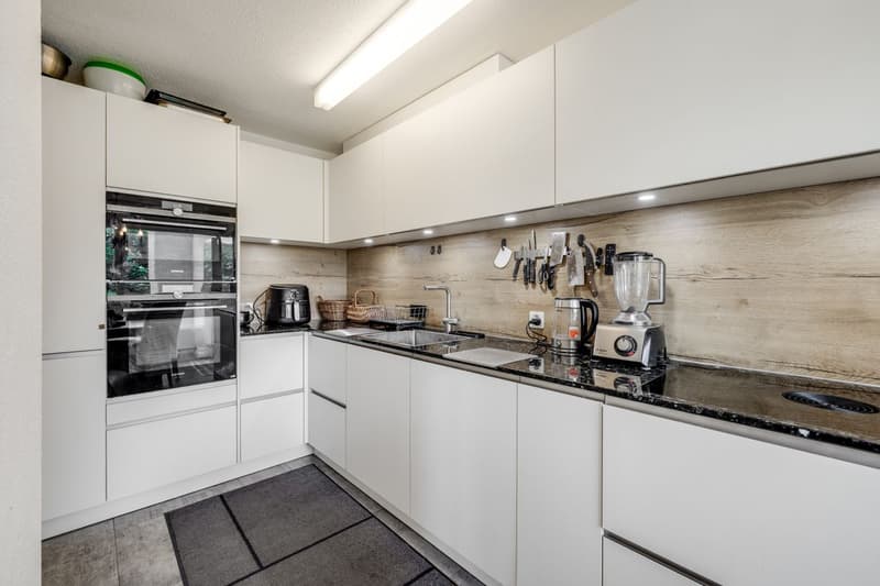 Geräumige und helle 5.5-Zimmer Wohnung mit Weitblick (4)